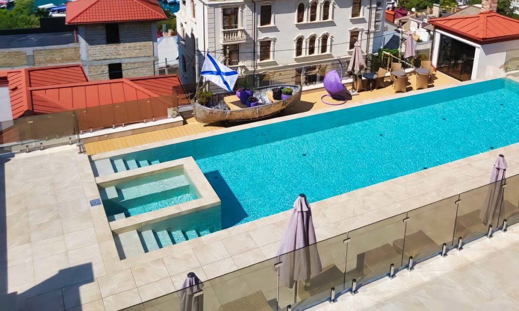 СТРОИТЕЛЬСТВО БАССЕЙНОВ — СевСтрой Бригада Строительство бассейна под ключ в Севастополе