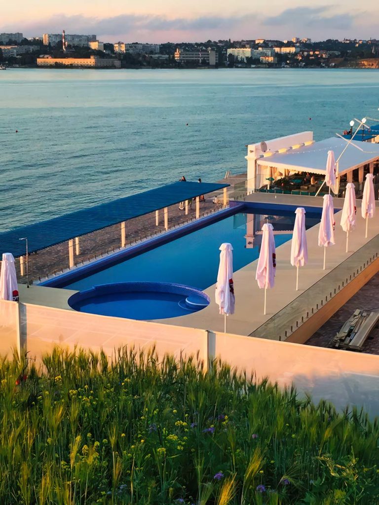 СТРОИТЕЛЬСТВО БАССЕЙНОВ — СевСтрой Бригада Строительство бассейна под ключ в Севастополе