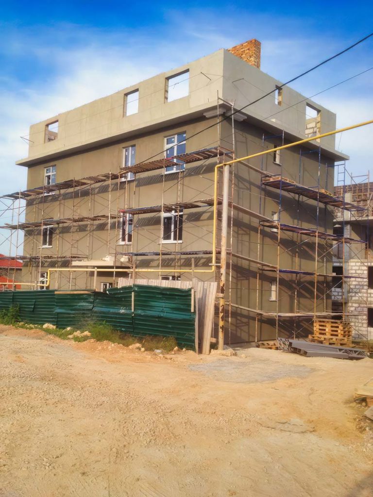 СТРОИТЕЛЬСТВО ДОМОВ — СевСтрой Бригада Частный дом с кровлей и фасадными работами