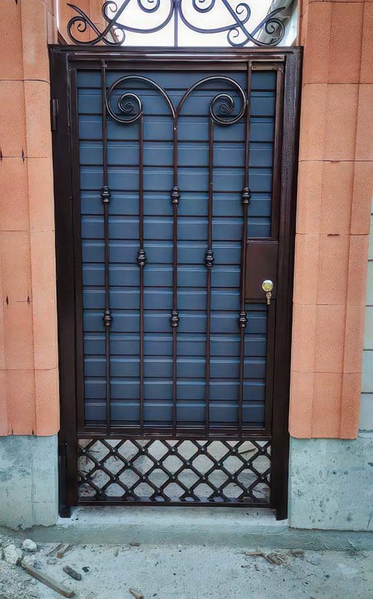 МЕТАЛЛОКОНСТРУКЦИИ — СевСтрой Бригада Металлические конструкции в Алуште (ограждения, изделия)