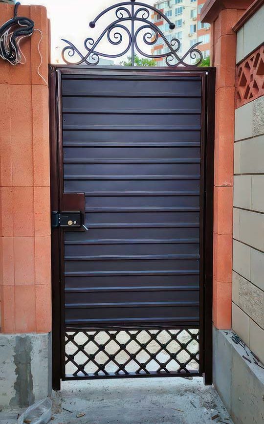 МЕТАЛЛОКОНСТРУКЦИИ — СевСтрой Бригада Металлические конструкции в Саках (перила, элементы)