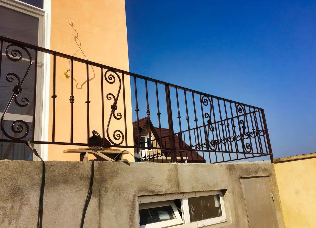 МЕТАЛЛОКОНСТРУКЦИИ — СевСтрой Бригада Металлические конструкции в Судаке (балконы, ограждения)