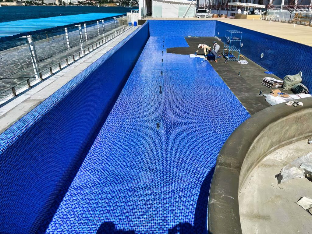 СТРОИТЕЛЬСТВО БАССЕЙНОВ — СевСтрой Бригада Строительство бассейна под ключ в Севастополе