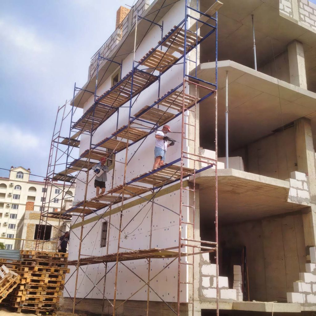 СТРОИТЕЛЬСТВО ДОМОВ — СевСтрой Бригада Частный дом в процессе строительства