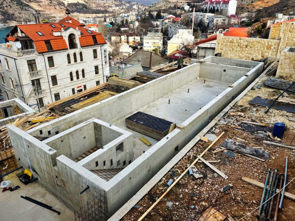 СТРОИТЕЛЬСТВО БАССЕЙНОВ — СевСтрой Бригада Строительство бассейна под ключ в Севастополе