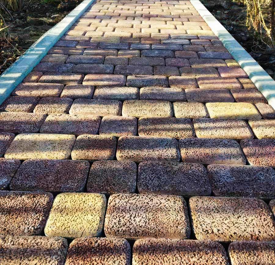 Укладка плитки на Северной стороне Севастополя