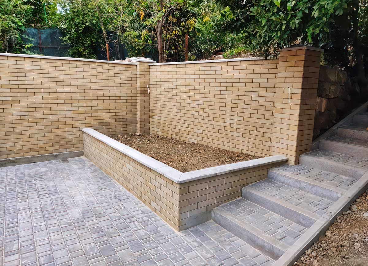 Уличные дорожки из плитки в Севастополе