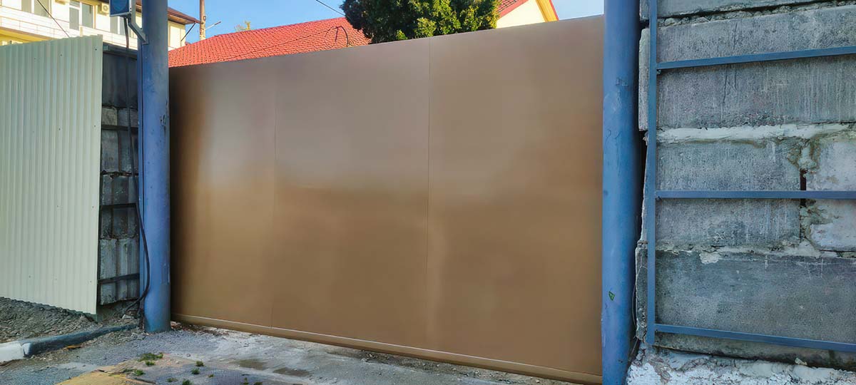 МЕТАЛЛОКОНСТРУКЦИИ — СевСтрой Бригада Уличные ворота на участке в Крыму