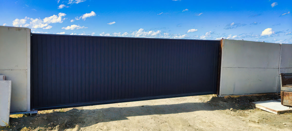 МЕТАЛЛОКОНСТРУКЦИИ — СевСтрой Бригада Ворота на частной территории в Крыму