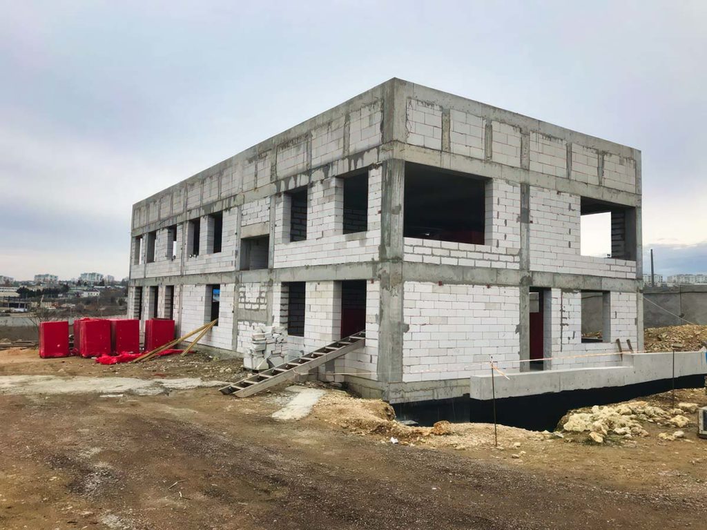 СТРОИТЕЛЬСТВО ДОМОВ — СевСтрой Бригада Строительство дома в пригороде Крыма