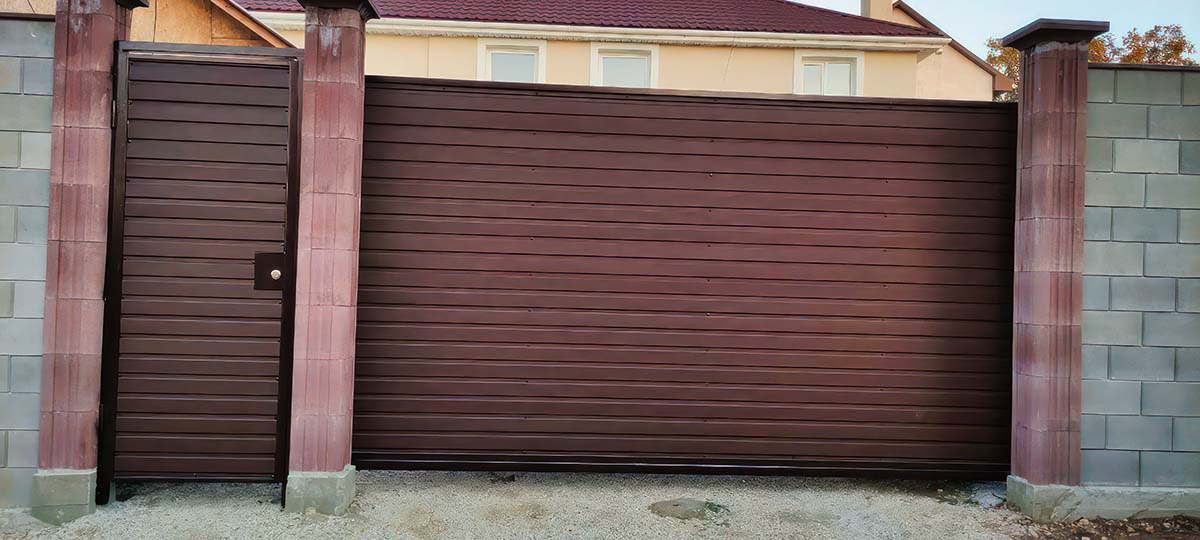 МЕТАЛЛОКОНСТРУКЦИИ — СевСтрой Бригада Забор для частного дома в Крыму