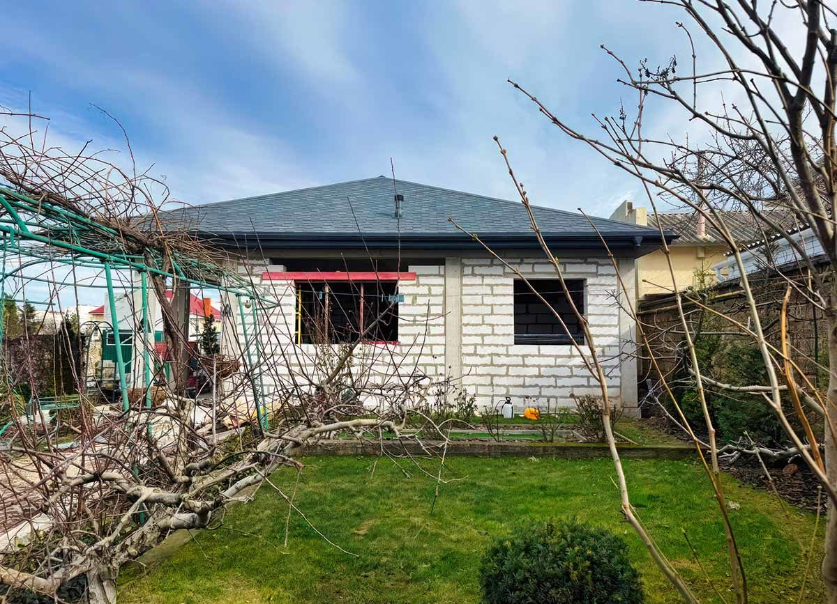 СТРОИТЕЛЬСТВО ДОМОВ — СевСтрой Бригада Строительство дома с ленточным фундаментом и монолитными стенами